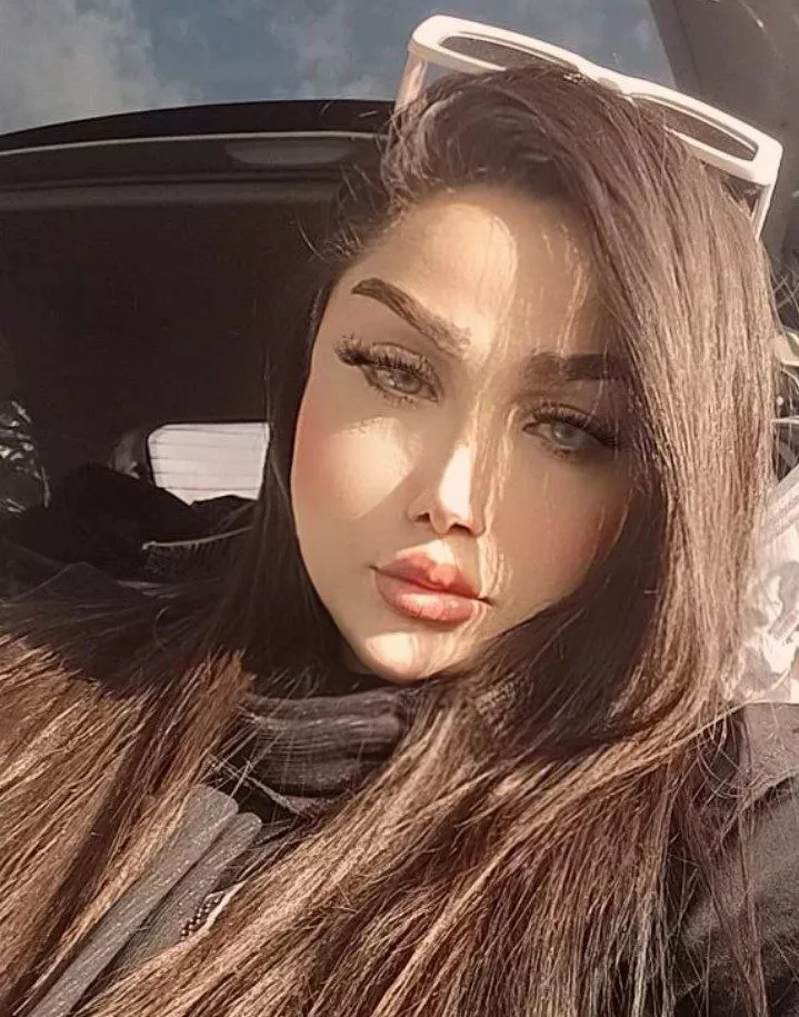 سپیده احمدی